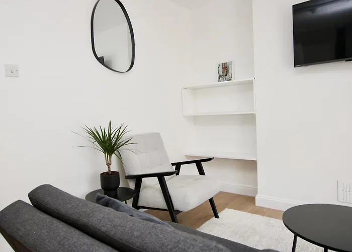 Apartman Cosy Two Bed In St Pauls Sleeps 4 *