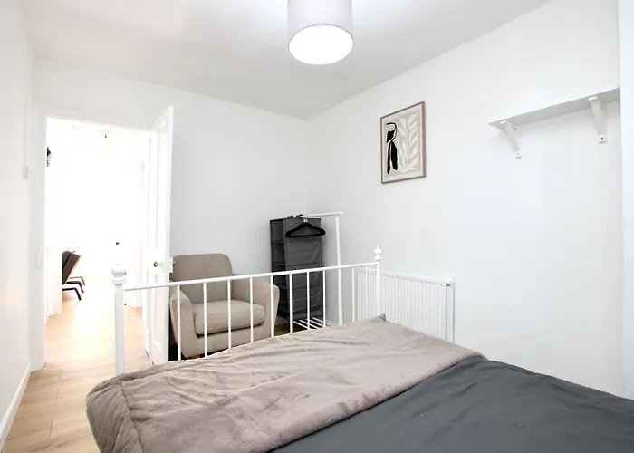 Cosy Two Bed In St Pauls Sleeps 4 * Bristol
